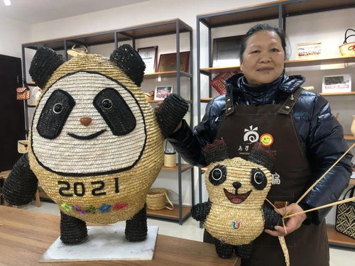 草墩墩儿 来了,有没有被萌到
